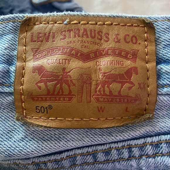 SOLD ON DEPOP - Picture 2 of 5